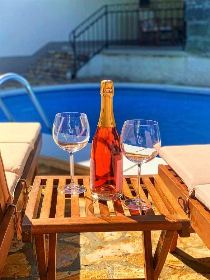 Holiday Home Deni Roč Εξωτερικό φωτογραφία